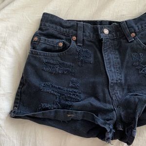 ARITZIA vintage levi shorts